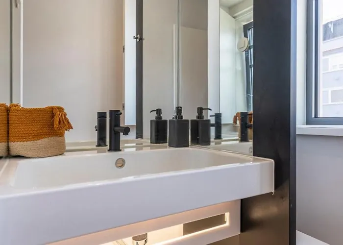 公寓 First Avenida Ii *