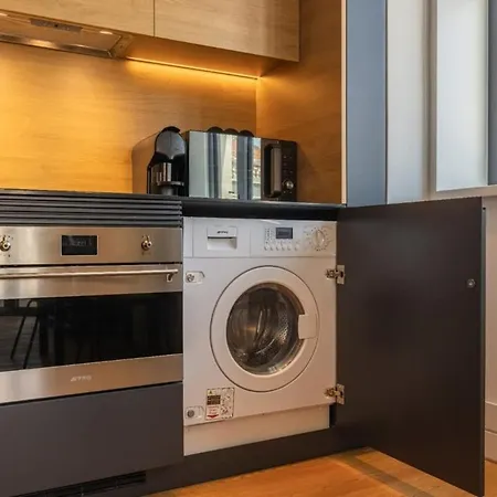Apartment First Avenida Ii *